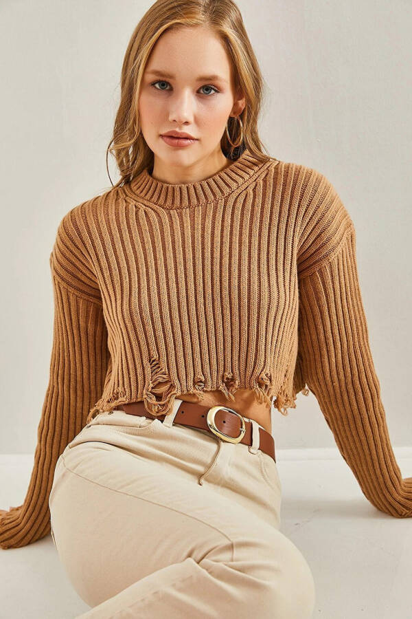 Women's Ripped Pattern Knit Crop Sweater - 15