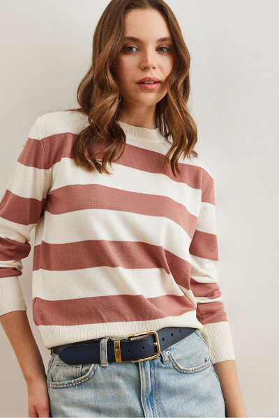 Women's Rose Pink Cyclist Neckline Striped Knitted Sweater KZK-19000904 - 4