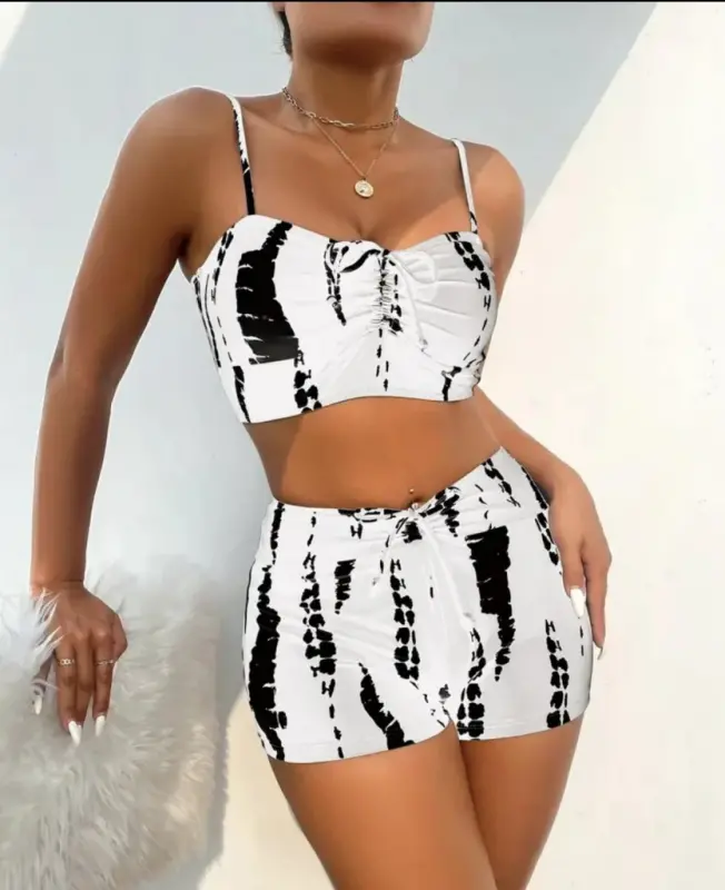 Women's Ruched Detail Strap Crop Mini Leggings Two-Piece Set - 2