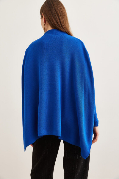 Women's Saks Blue Half Fisherman Poncho Knit Pullover - 6