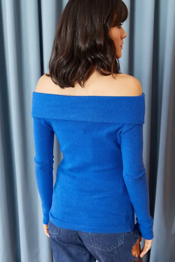 Women's Saks Blue Madonna Neck Thistle Corset Blouse BLZ-19000615 - 5