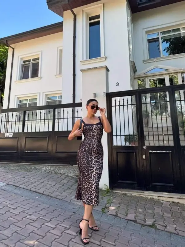 Women's Scuba Fabric Digital Leopard Print Midi Dress - 5