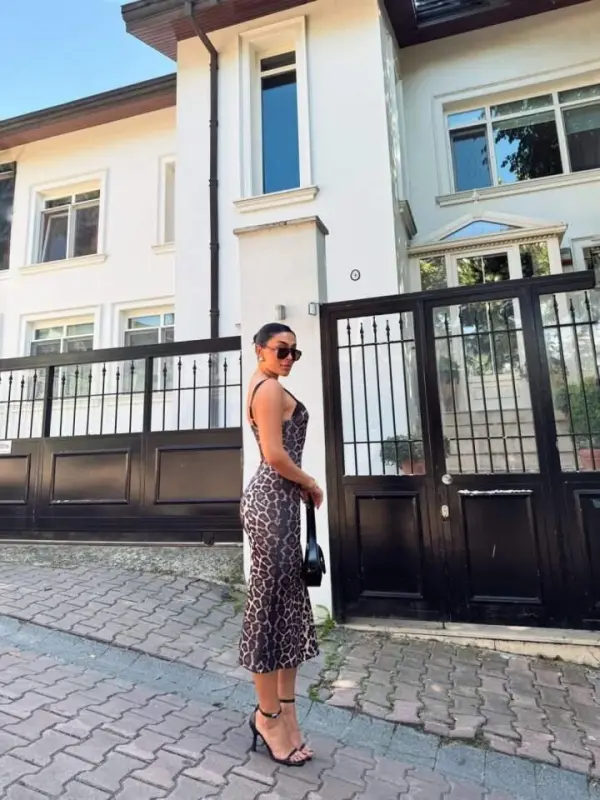 Women's Scuba Fabric Digital Leopard Print Midi Dress - 6