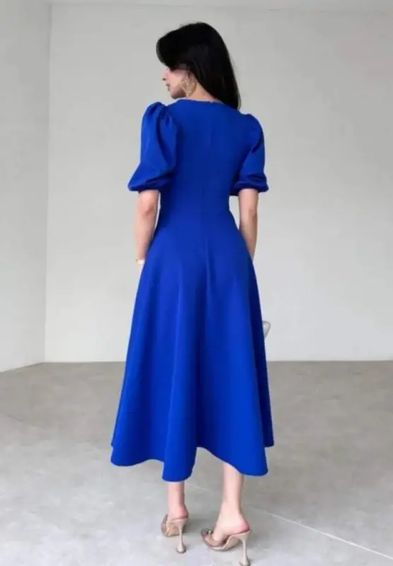 Women's Short Balloon Sleeve Crew Neck Oversized Crinkle Crepe Dress - 2