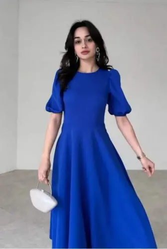 Women's Short Balloon Sleeve Crew Neck Oversized Crinkle Crepe Dress - 3