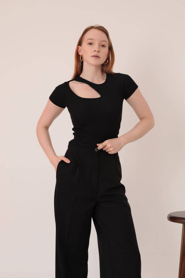 Women's Short Sleeve Blouse with Drop-Front Detail in Rib Knit Fabric - Black - 5