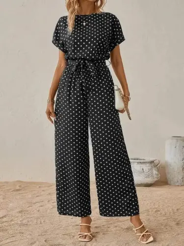 Women's Short Sleeve Boat Neck Belted Knitted Crepe Jumpsuit - 3