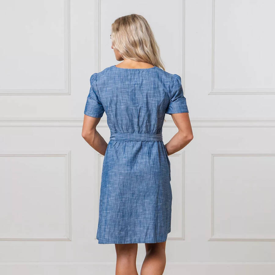 Women's Short Sleeve Button Front Chambray Dress with Waist Sash Blue Chambray - 10