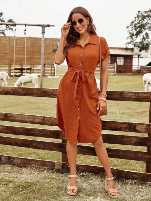 Women's Short Sleeve Collared Button-Down Belted Seersucker Dress - BÜYÜKBEDENIZ