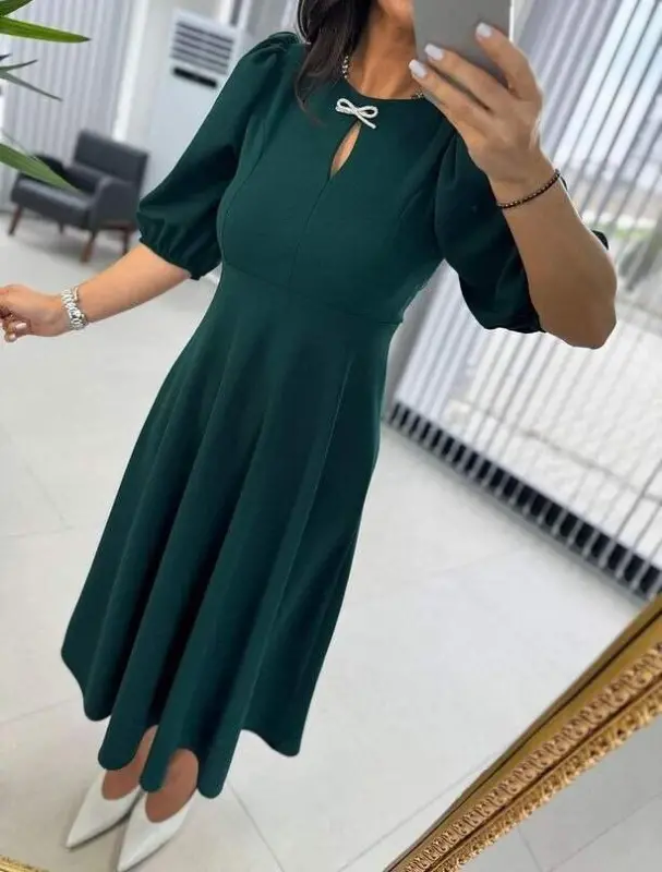 Women's Short Sleeve Crew Neck Bow Brooch Midi Crinkle Crepe Dress - 7