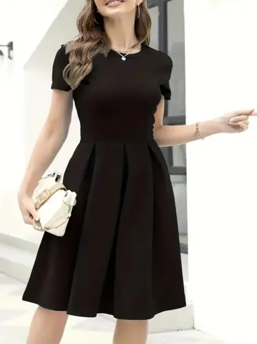 Women's Short Sleeve Crew Neck Front Pleated Crinkle Crepe Dress - 1