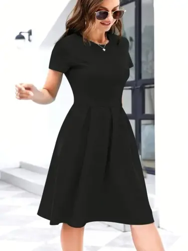 Women's Short Sleeve Crew Neck Front Pleated Crinkle Crepe Dress - BÜYÜKBEDENIZ (1)