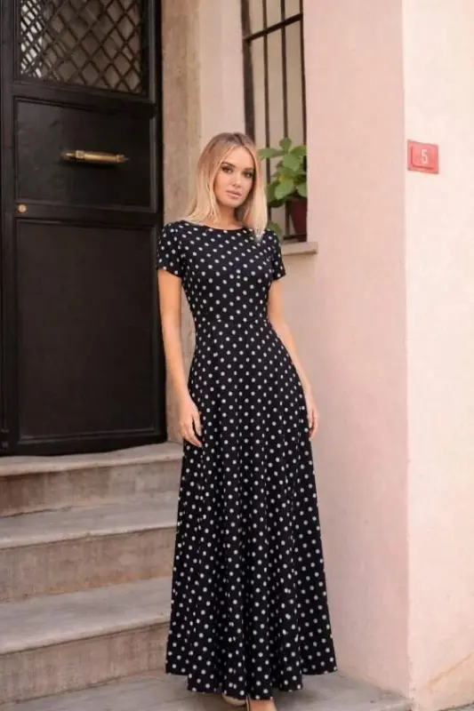 Women's Short Sleeve Crew Neck Polka Dot Maxi Knitted Crepe Dress - 2