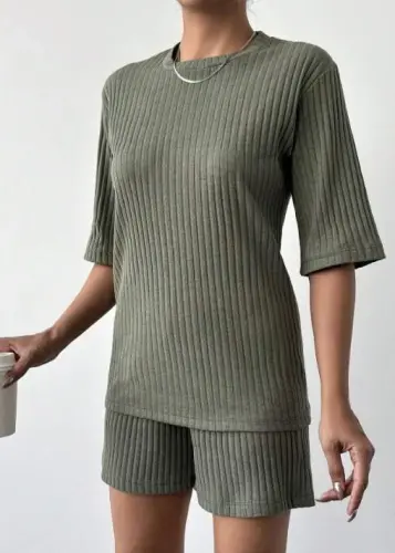 Women's Short Sleeve Crew Neck Ribbed Blouse Shorts Set - 3
