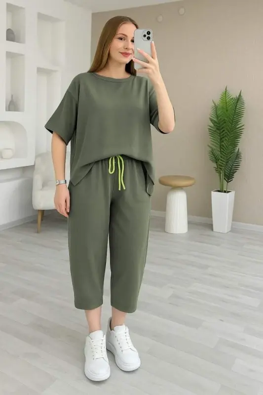 Women's Short Sleeve Crew Neck Viscose Two Thread Blouse and Pants Set - 2