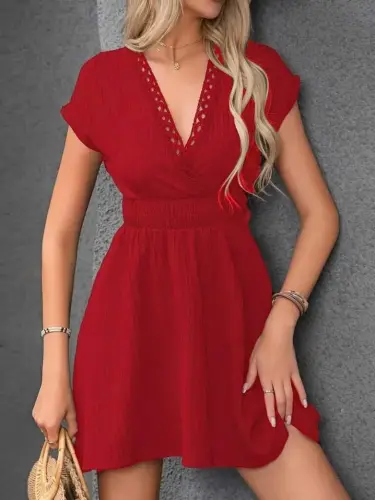 Women's Short Sleeve Crossover Neck Elastic Waist Smocked Dress - BÜYÜKBEDENIZ (1)