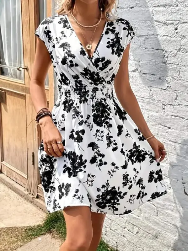 Women's Short Sleeve Crossover Neck Floral Patterned Supima Dress - BÜYÜKBEDENIZ