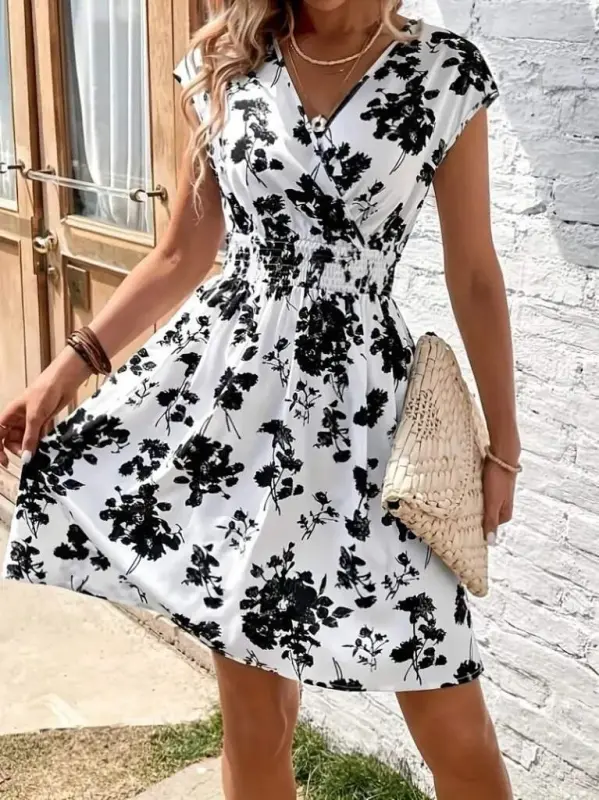 Women's Short Sleeve Crossover Neck Floral Patterned Supima Dress - 4