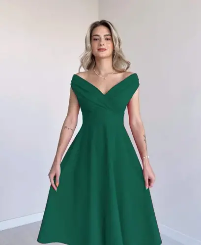 Women's Short Sleeve Crossover Neck Ruffle Hem Crepe Dress - 6