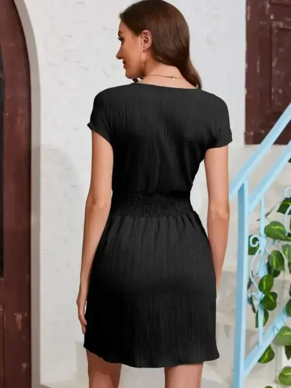 Women's Short Sleeve Crossover Neck Smocked Waist Seersucker Dress - 3