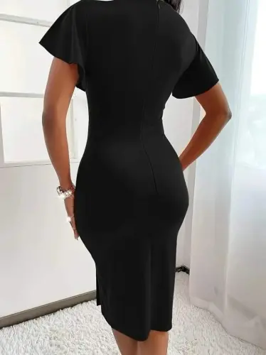 Women's Short Sleeve Deep V-Neck Slit Midi Crinkle Crepe Dress - 6