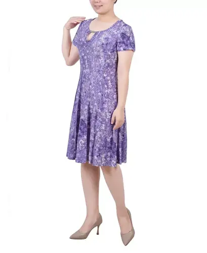 Women's Short Sleeve Jacquard Knit Seamed Dress-Plum Dusty Dusk - 3