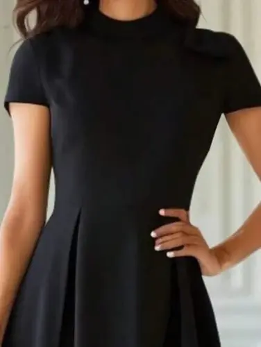 Women's Short Sleeve Mock Neck Pleated Crinkle Crepe Midi Dress - BÜYÜKBEDENIZ (1)