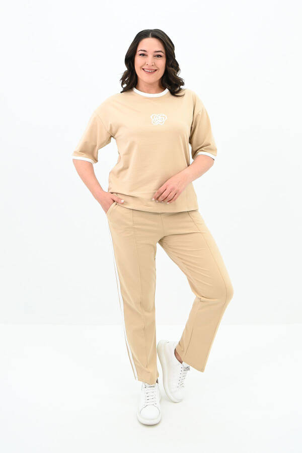 Women's Short Sleeve Plus Size Tracksuit 3807-23 - 1