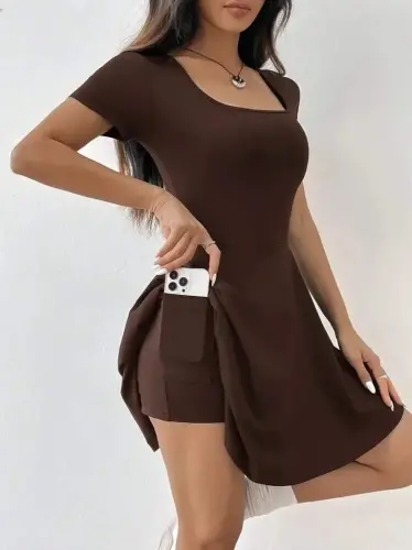 Women's Short Sleeve Square Neck Short Detailed Pocketed Scuba Dress - BÜYÜKBEDENIZ (1)