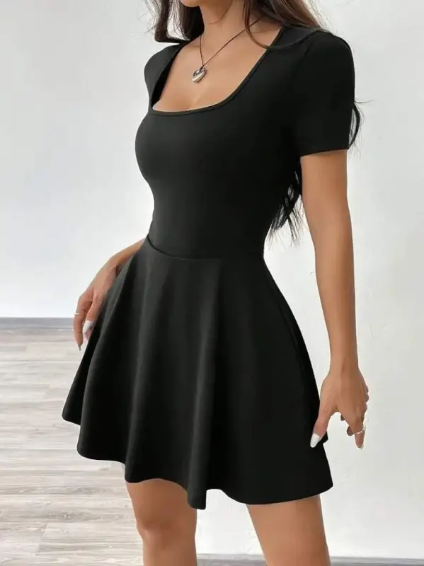 Women's Short Sleeve Square Neck Short Detailed Pocketed Scuba Dress - 11