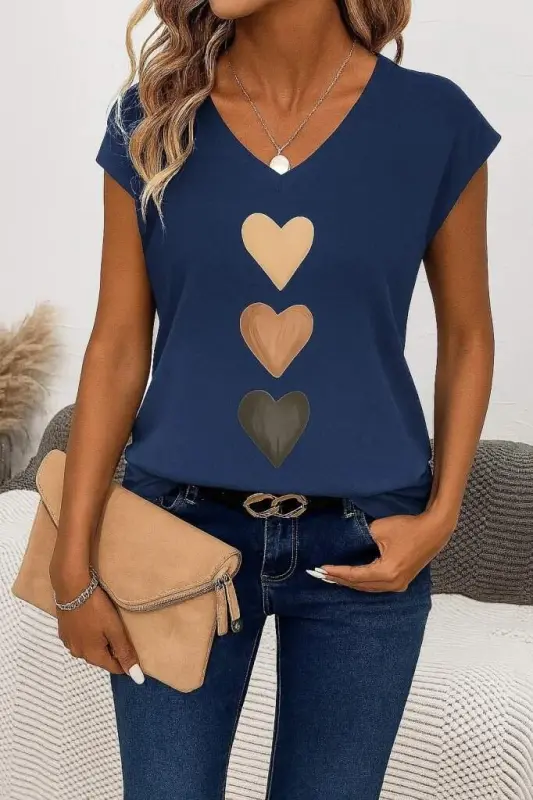 Women's Short Sleeve V-Neck Heart Pattern Viscose Blouse - BÜYÜKBEDENIZ