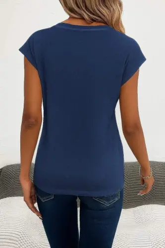 Women's Short Sleeve V-Neck Heart Pattern Viscose Blouse - BÜYÜKBEDENIZ (1)