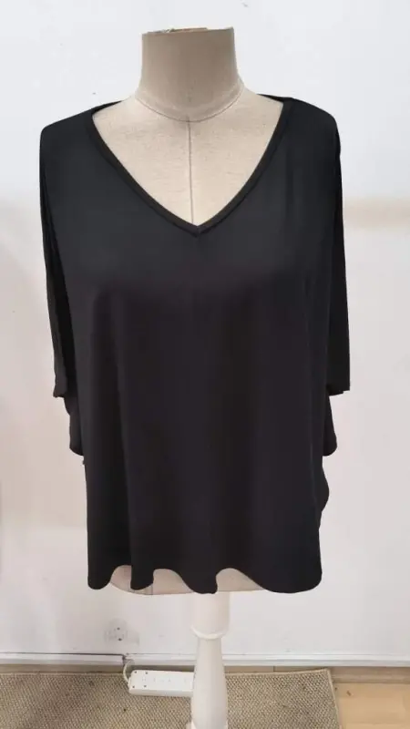 Women's Short Sleeve V-Neck Loose Viscose Blouse - 7