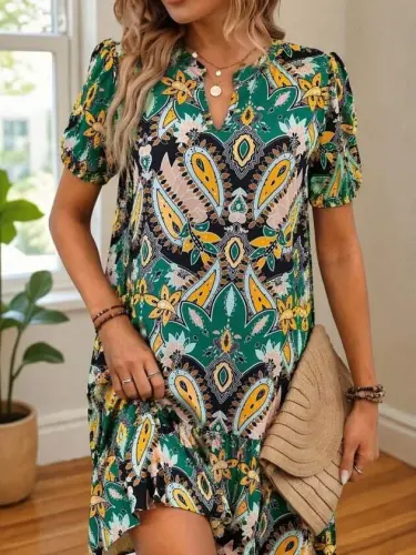 Women's Short Sleeve V-Neck Patterned Short Single Jersey Dress - 1
