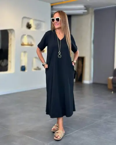 Women's Short Sleeve V-Neck Pocket Detailed Long Viscose Two Thread Dress - 1