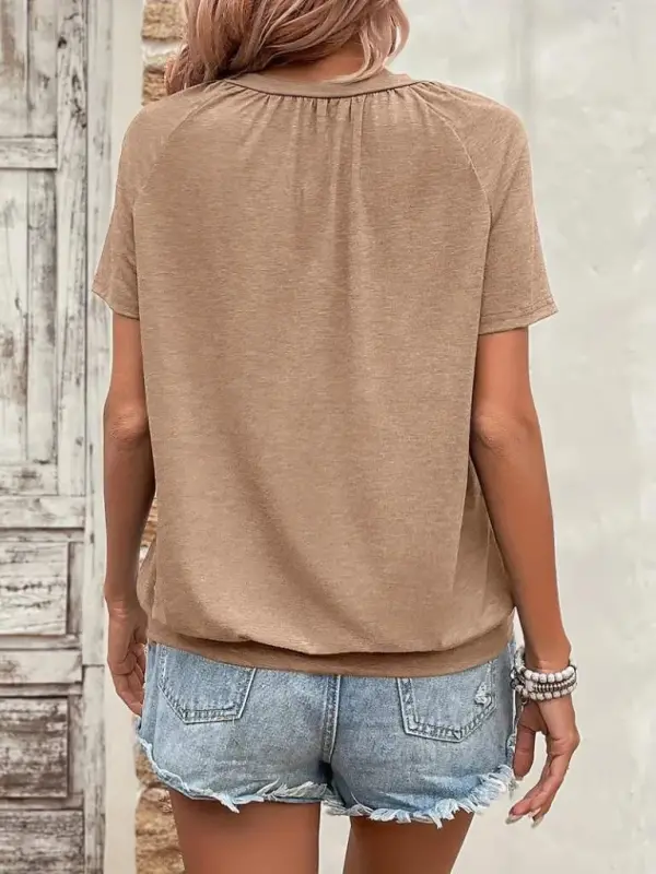 Women's Short Sleeve V-Neck Ruched Detail Viscose Blouse - 3