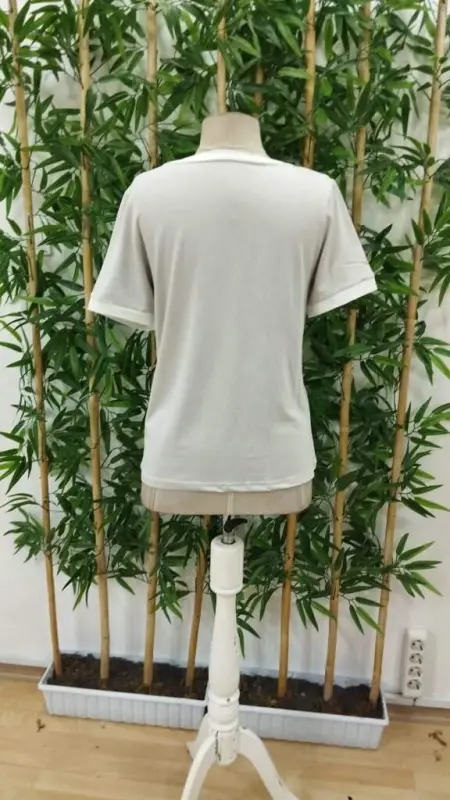 Women's Short Sleeve V Neck Viscose Blouse - 6