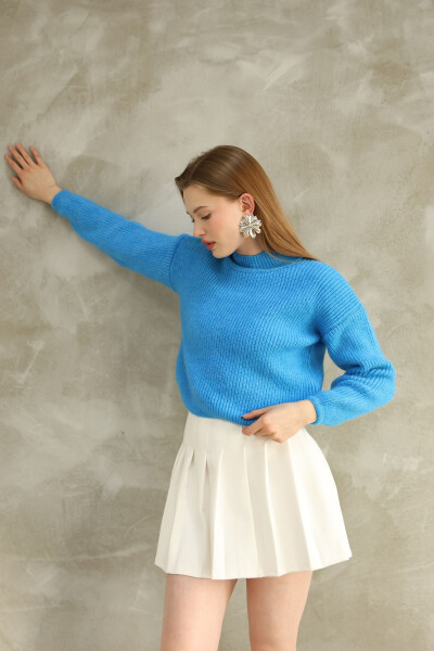 Women's Short Soft Knitted Sweater - 5