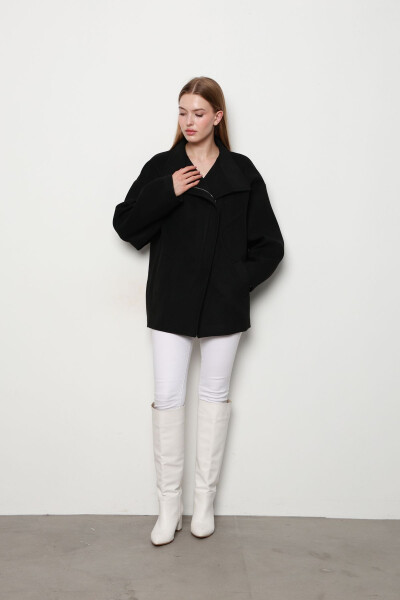 Women's Short Zippered Cashmere Coat - 2