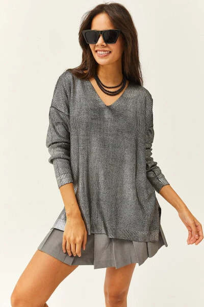 Women's Silver V Neck Loose Metallic Knit Sweater KZK-19000724 - OLALOOK (1)