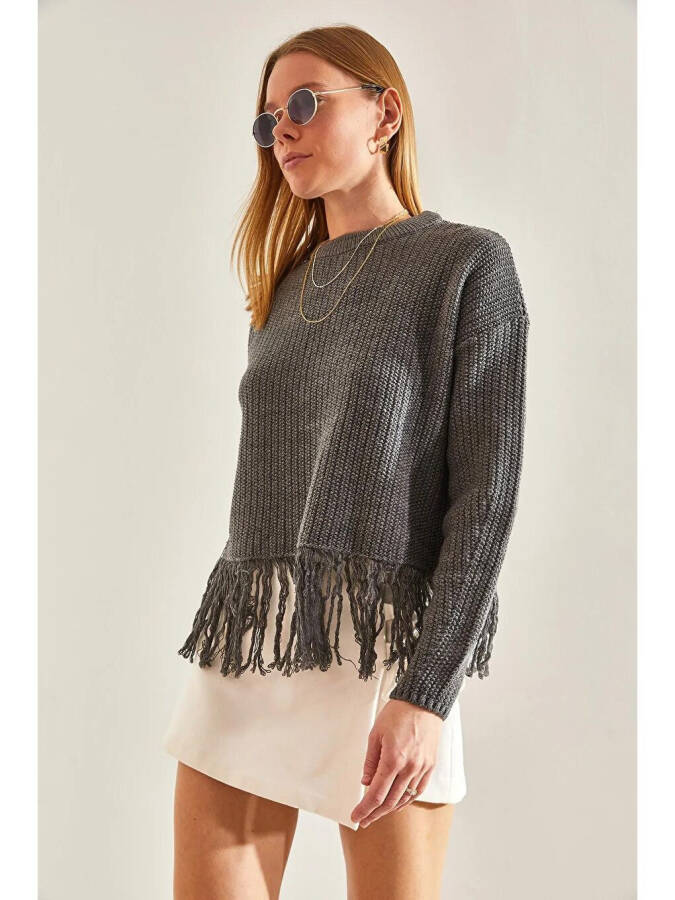 Women's Skirt Hemline Sequined Knit Sweater - 8