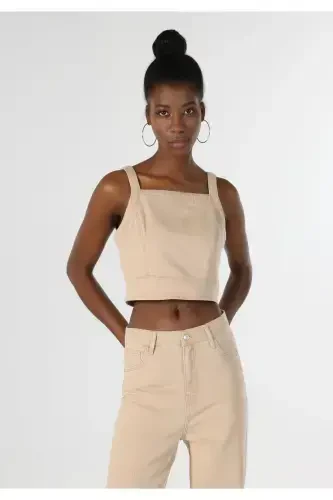 Women's sleeveless crop top in light brown - 4