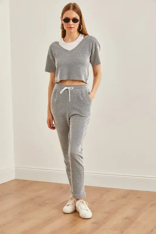 Women's Smoke Top Embellished Blouse Bottom Pocket Slim Fit Pan - 2