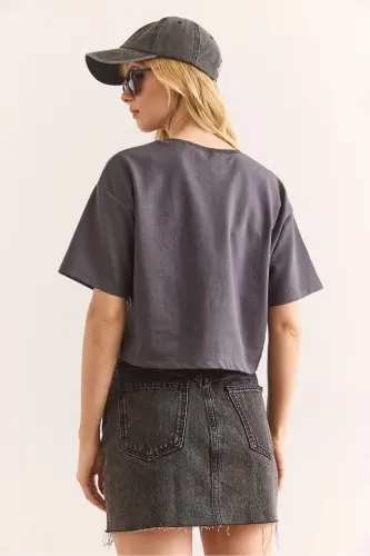 Women's Smoked Bear Appliqued Crop 2 Thread T-Shirt TSH-19 - OLALOOK (1)