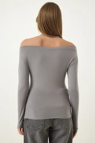 Women's Smoked Boat Neck Knitted Blouse RX00046-Smoked - 4