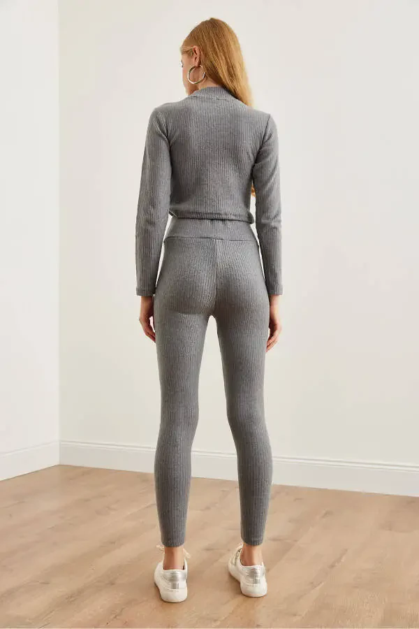 Women's Smoked Cord Thistle Knitwear Set TKM-19000304 - 7