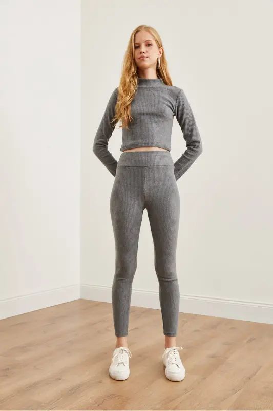Women's Smoked Cord Thistle Knitwear Set TKM-19000304 - 1