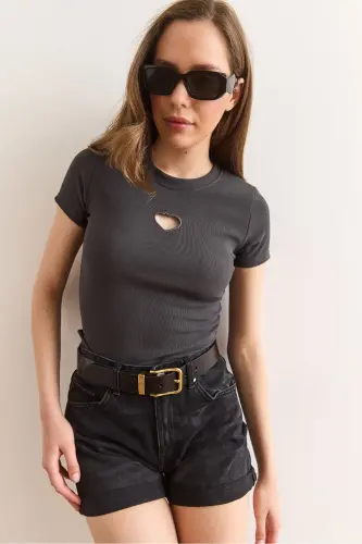 Women's Smoked Heart Neckline Thin Ribbed Crop Blouse B - 5