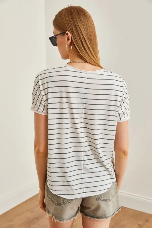 Women's Smoked V-Neck Striped Raw Seam Slouchy T-Shirt T - 5