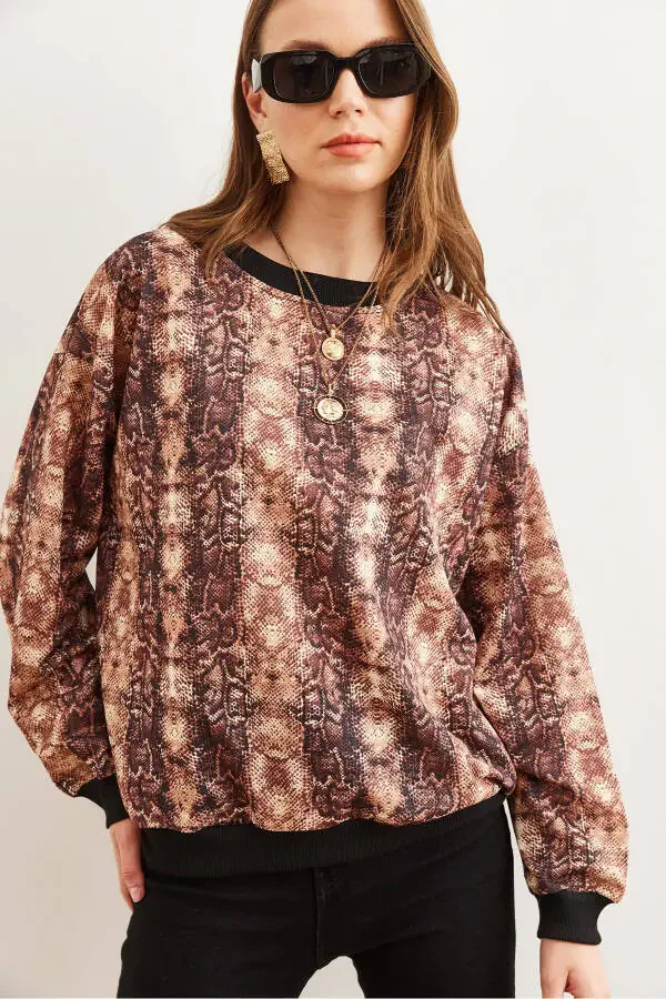 Women's Snake Coffee Basic Soft Textured Oversized Sweatshirt SWT-19000457 - 3